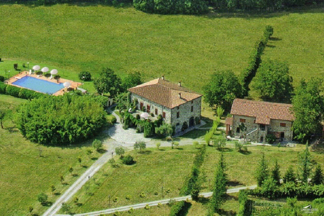 Land in Villafranca in Lunigiana, Tuscany, Italy 1 - 15908761