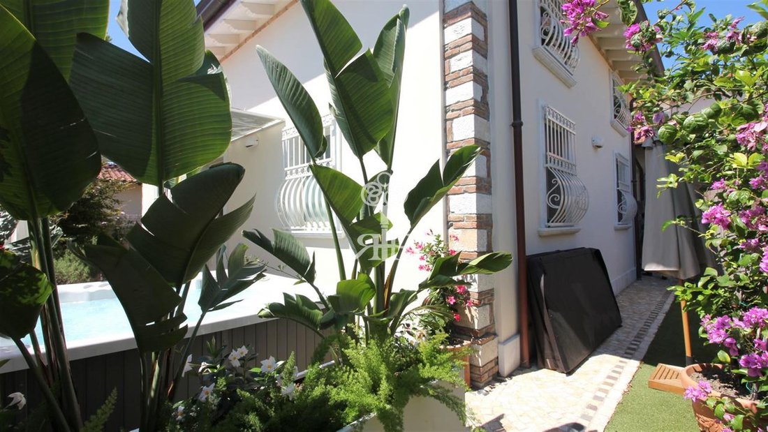 Villa in Center, Forte dei Marmi, Tuscany 3 - 15907940