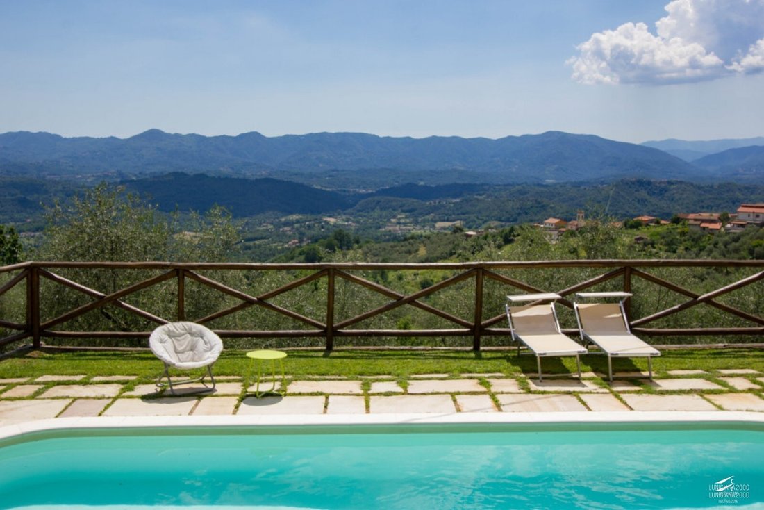 House in Fivizzano, Tuscany, Italy 2 - 15909095