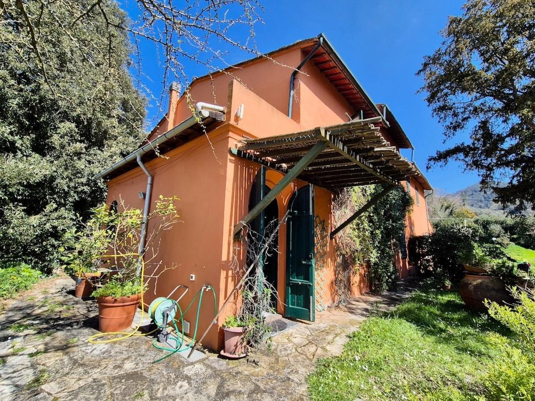 Country House in San Giuliano Terme, Tuscany, Italy 4 - 15909064