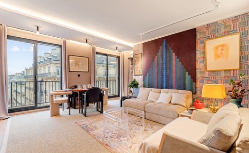 Apartment in Saint Philippe du Roule, Paris 8e Arrondissement, Paris 1