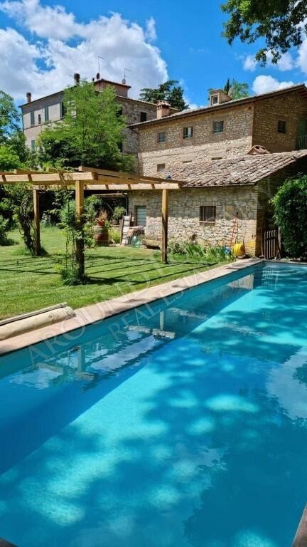 Country House in San Casciano dei Bagni, Tuscany, Italy 1 - 15907712
