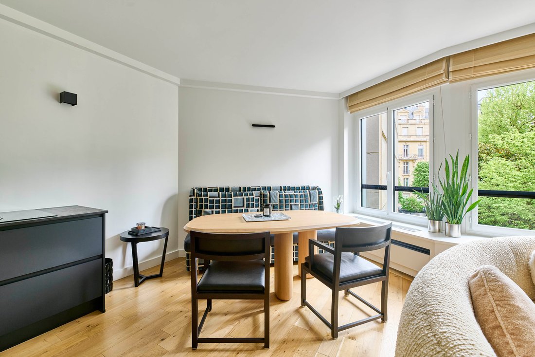 Apartment in Porte Dauphine, Paris 16e Arrondissement, Paris 5 - 15908235