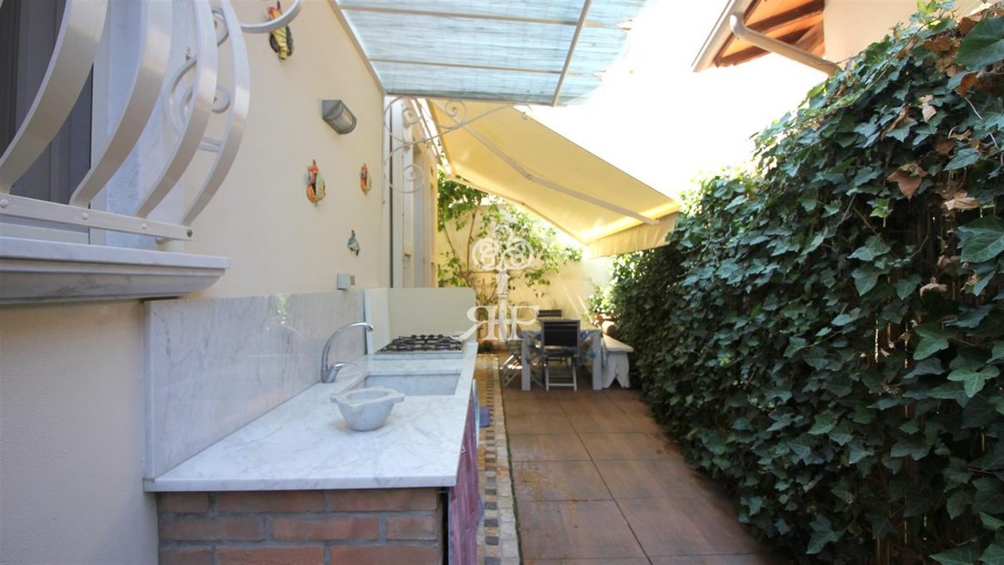 Villa in Center, Forte dei Marmi, Tuscany 4 - 15907940