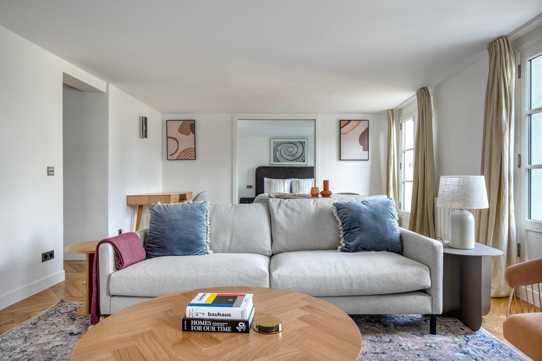 Apartment in Invalides, Paris 7e Arrondissement, Paris 3 - 15908518