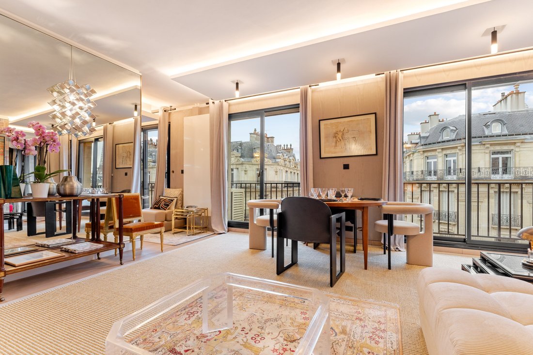 Apartment in Saint Philippe du Roule, Paris 8e Arrondissement, Paris 3 - 15908443