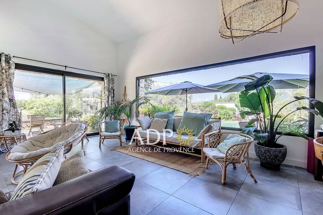 Villa in Grasse, Provence-Alpes-Côte d'Azur, France 4 - 15906425