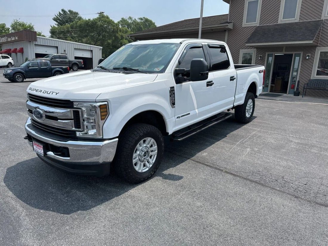 Pickup in Harrisonburg, Virginia, United States 2 - 12992408