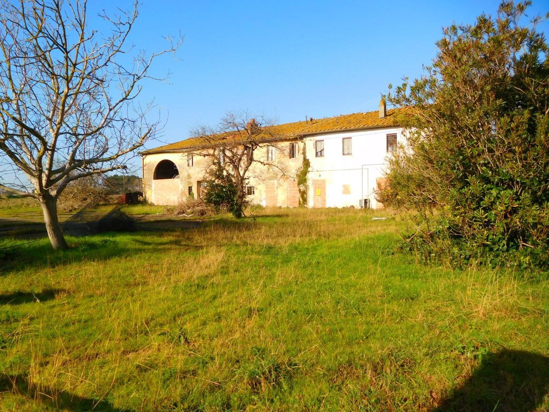 Country House in Vecchiano, Tuscany, Italy 1 - 15909408