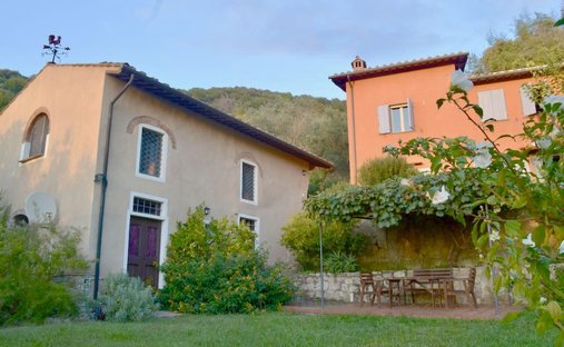 Country House in San Giuliano Terme, Tuscany, Italy 1