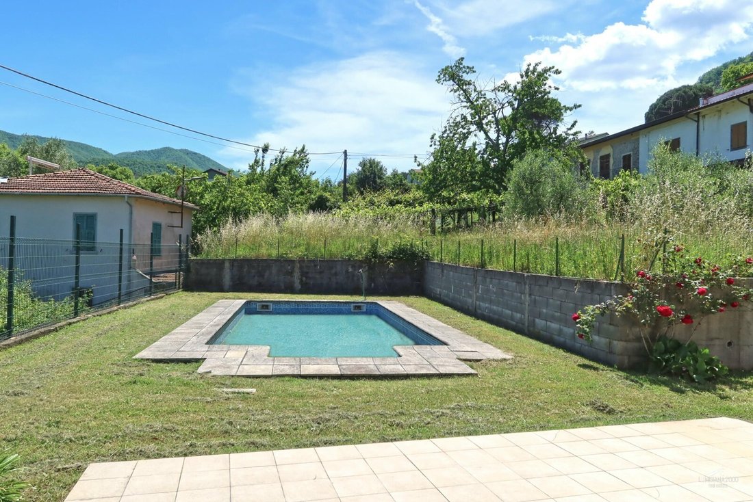 House in Mulazzo, Tuscany, Italy 2 - 15908942