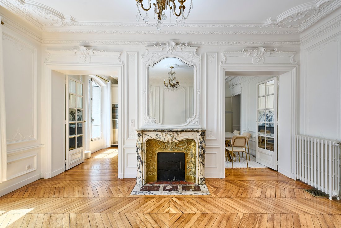 Apartment in Saint Philippe du Roule, Paris 8e Arrondissement, Paris 2 - 15908395