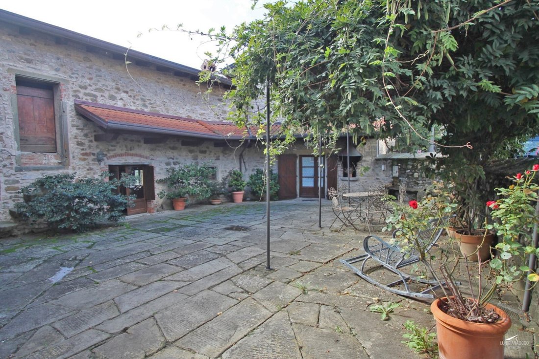 Country House in Casola in Lunigiana, Tuscany, Italy 5 - 15909033