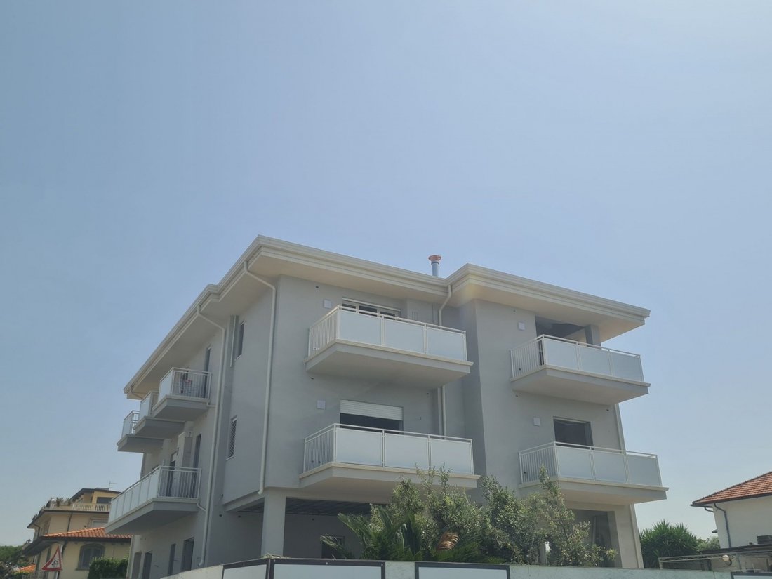 Apartment in Pietrasanta, Tuscany, Italy 2 - 15908002