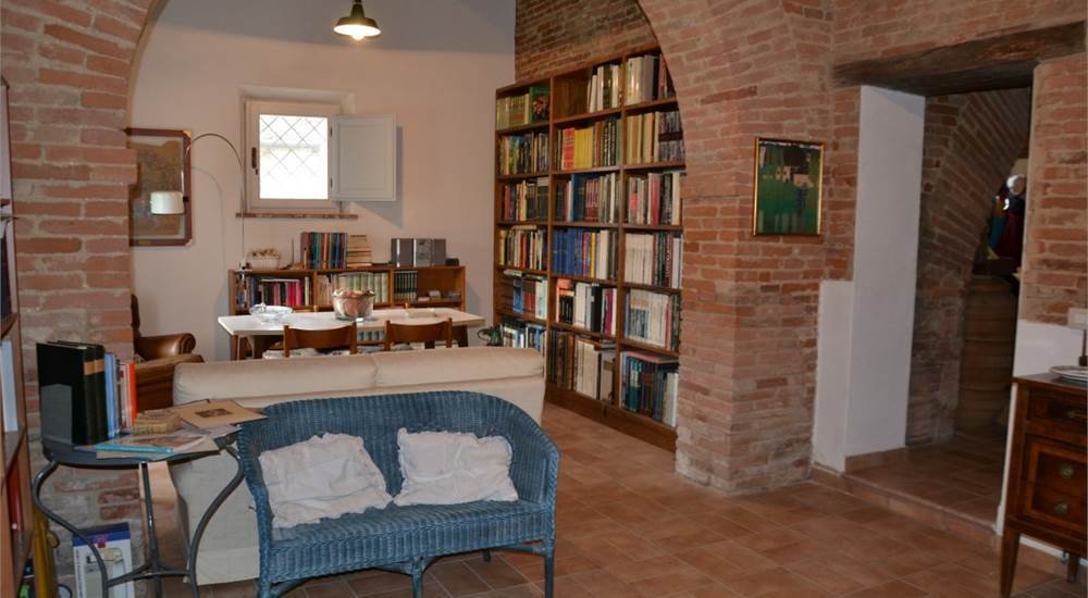 Country House in Foiano della Chiana, Tuscany, Italy 4 - 15908055