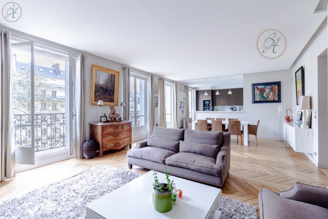 Apartment in Pereire-Malesherbes, Paris 17e Arrondissement, Paris 1 - 15909735