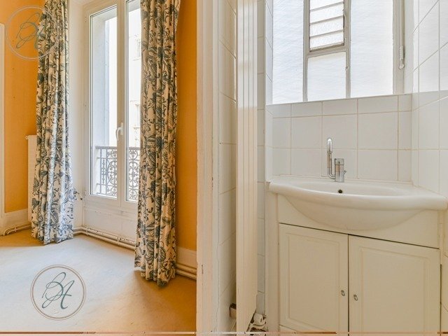 Apartment in Grange Aux Belles-Terrage, Paris 10e Arrondissement, Paris 5 - 15908776