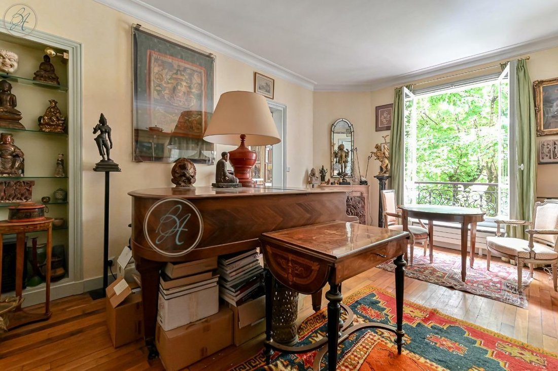 Apartment in Grange Aux Belles-Terrage, Paris 10e Arrondissement, Paris 1 - 15910253