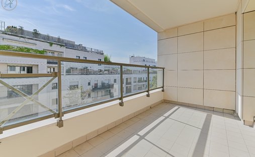 Apartment in Hôtel de Ville-Planchette, Levallois-Perret, France 1