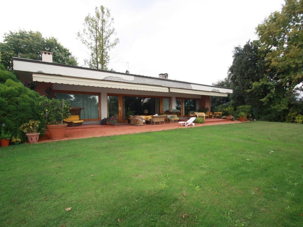 Villa in Historic Center, Lucca, Tuscany 1 - 15908508