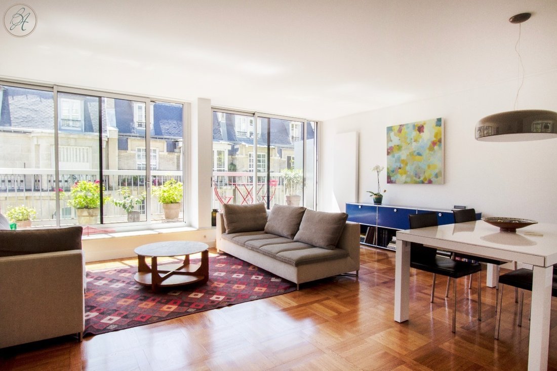 Apartment in Pereire-Malesherbes, Paris 17e Arrondissement, Paris 4 - 15909851