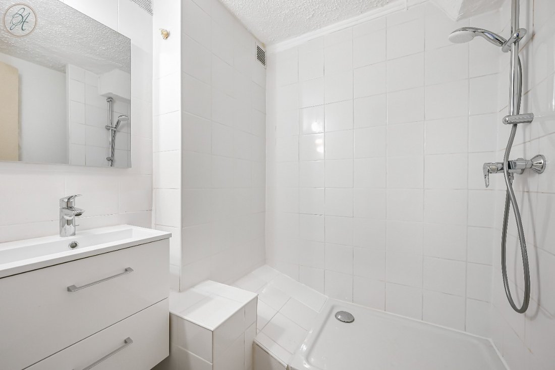 House in Pereire-Malesherbes, Paris 17e Arrondissement, Paris 4 - 15908728