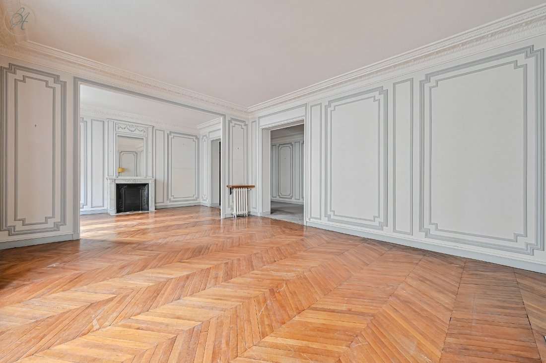 Apartment in Pereire-Malesherbes, Paris 17e Arrondissement, Paris 1 - 15910239