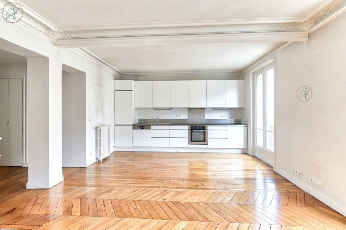 Apartment in Pereire-Malesherbes, Paris 17e Arrondissement, Paris 2 - 15909053