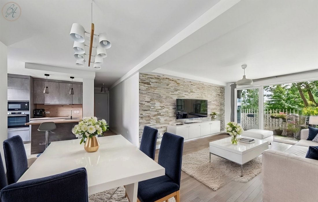 Apartment in Espaces Jeunes, Issy-les-Moulineaux, France 1 - 15910524