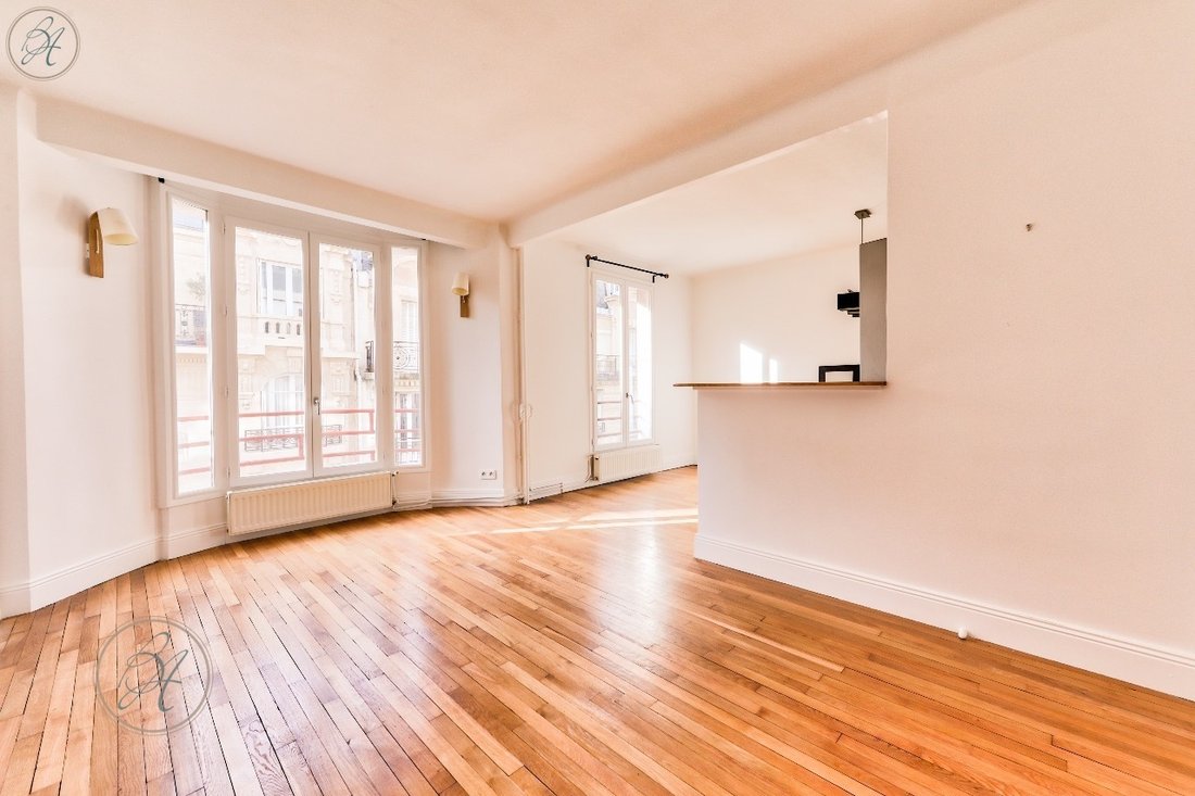 Apartment in La Plaine des Sablons, Neuilly-sur-Seine, France 1 - 15910136