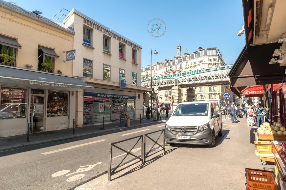 Apartment in Pereire-Malesherbes, Paris 17e Arrondissement, Paris 3 - 15909520