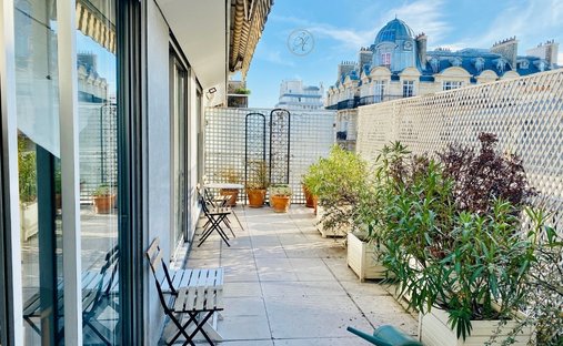 Apartment in Bois de Boulogne, Paris 16e Arrondissement, Paris 1