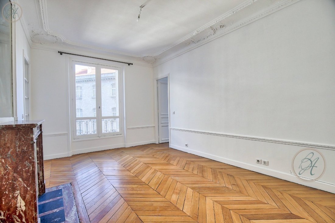 Apartment in Pereire-Malesherbes, Paris 17e Arrondissement, Paris 5 - 15909092