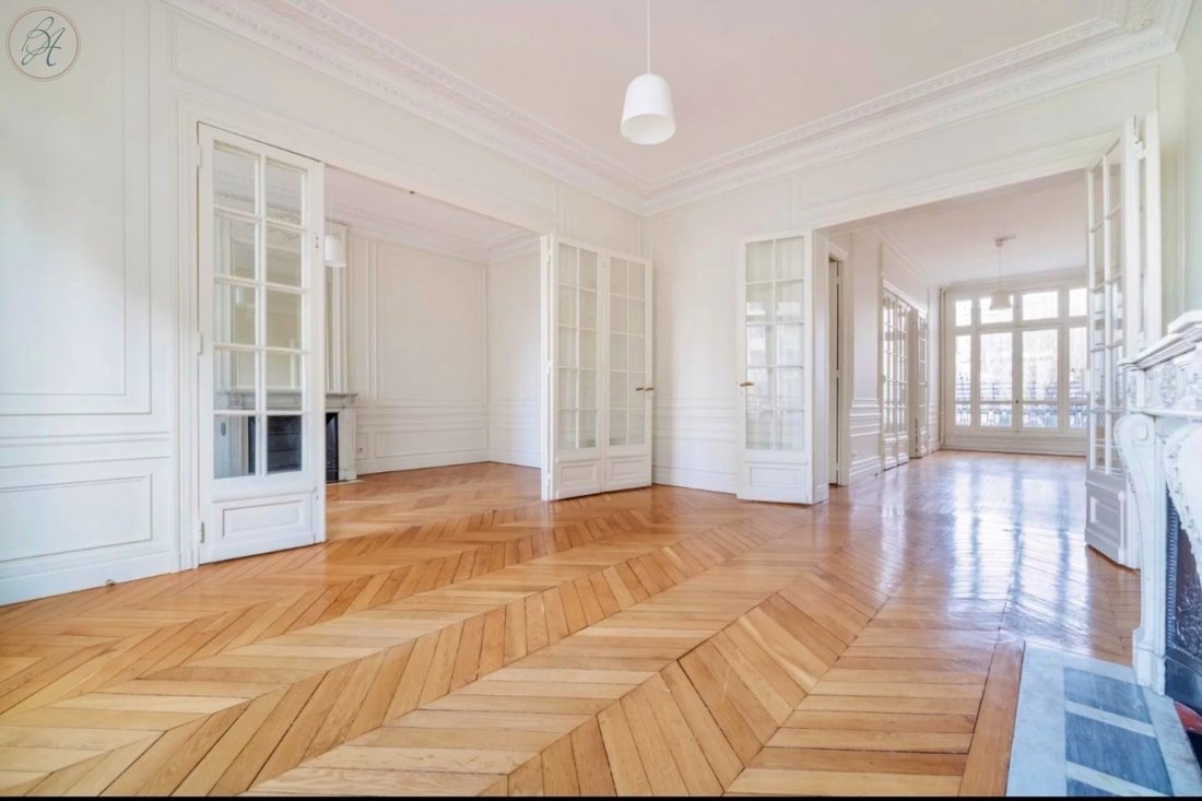Apartment in Pereire-Malesherbes, Paris 17e Arrondissement, Paris 5 - 15909896