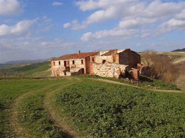 Country House in Asciano, Tuscany, Italy 1 - 15908579