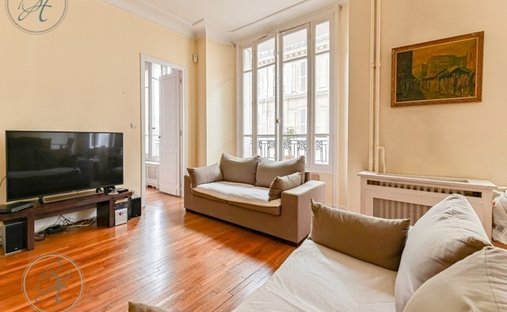 Apartment in La Plaine des Sablons, Neuilly-sur-Seine, France 1