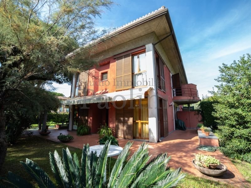 Villa in Cinquale, Montignoso, Tuscany 3 - 15907945