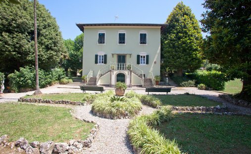 Villa in Novoli - Parco San Donato, Florence, Italy 1