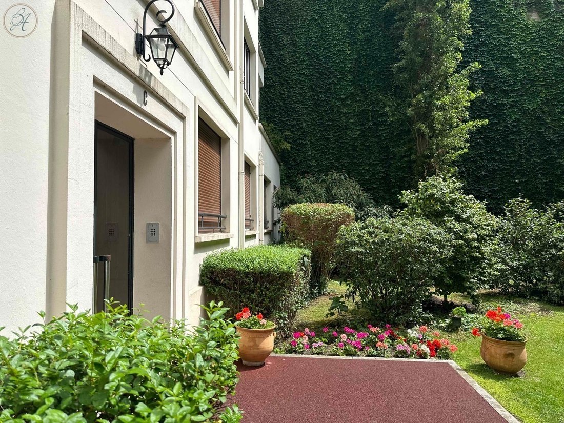 Apartment in Pereire-Malesherbes, Paris 17e Arrondissement, Paris 5 - 15908492