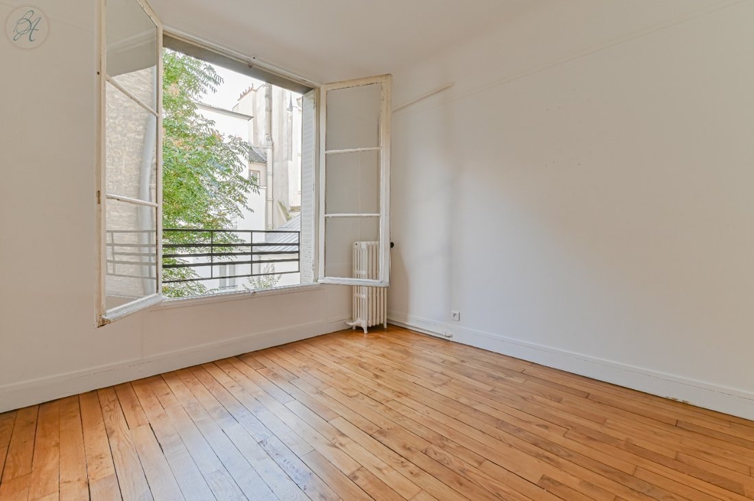 Apartment in Grange Aux Belles-Terrage, Paris 10e Arrondissement, Paris 4 - 15908766