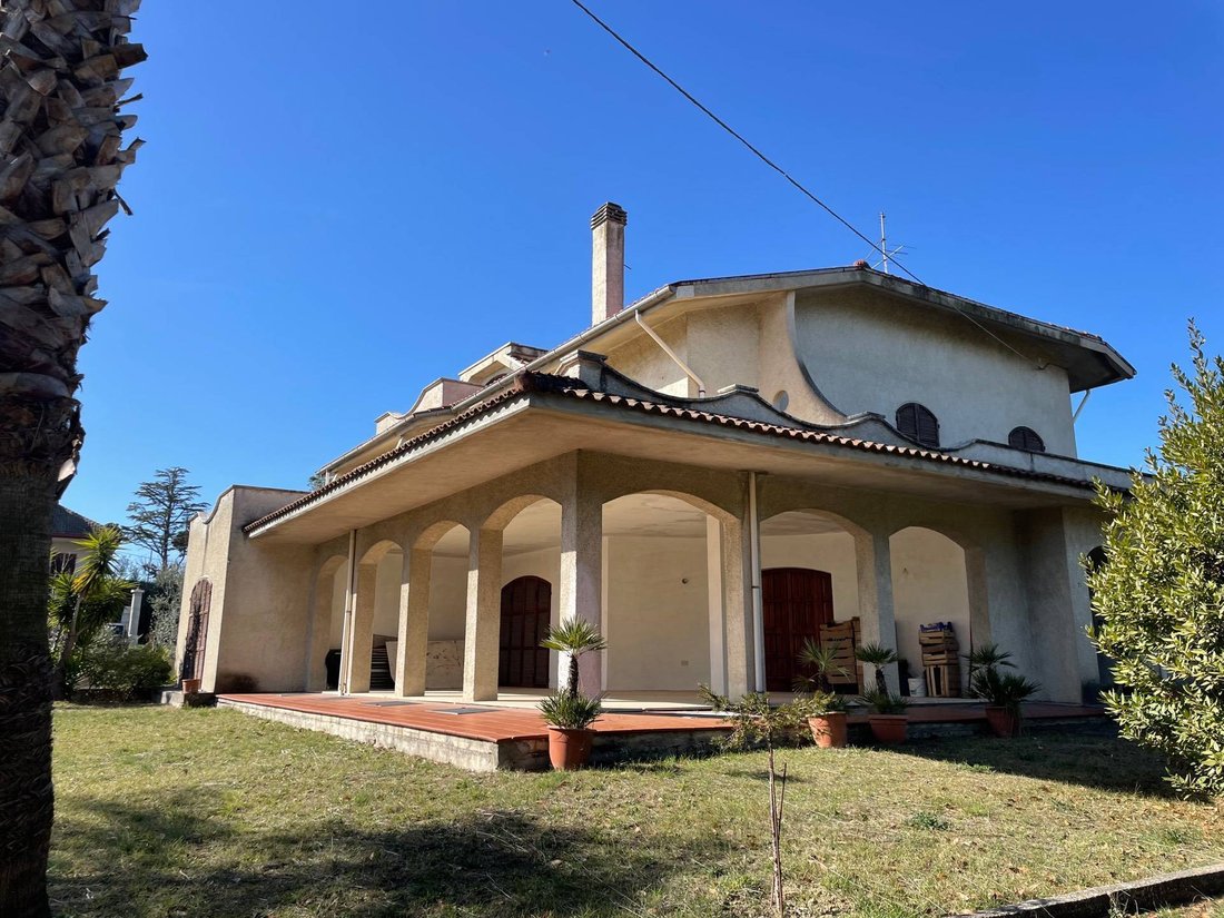 Villa in Monteprandone, Marche, Italy 2 - 14077742