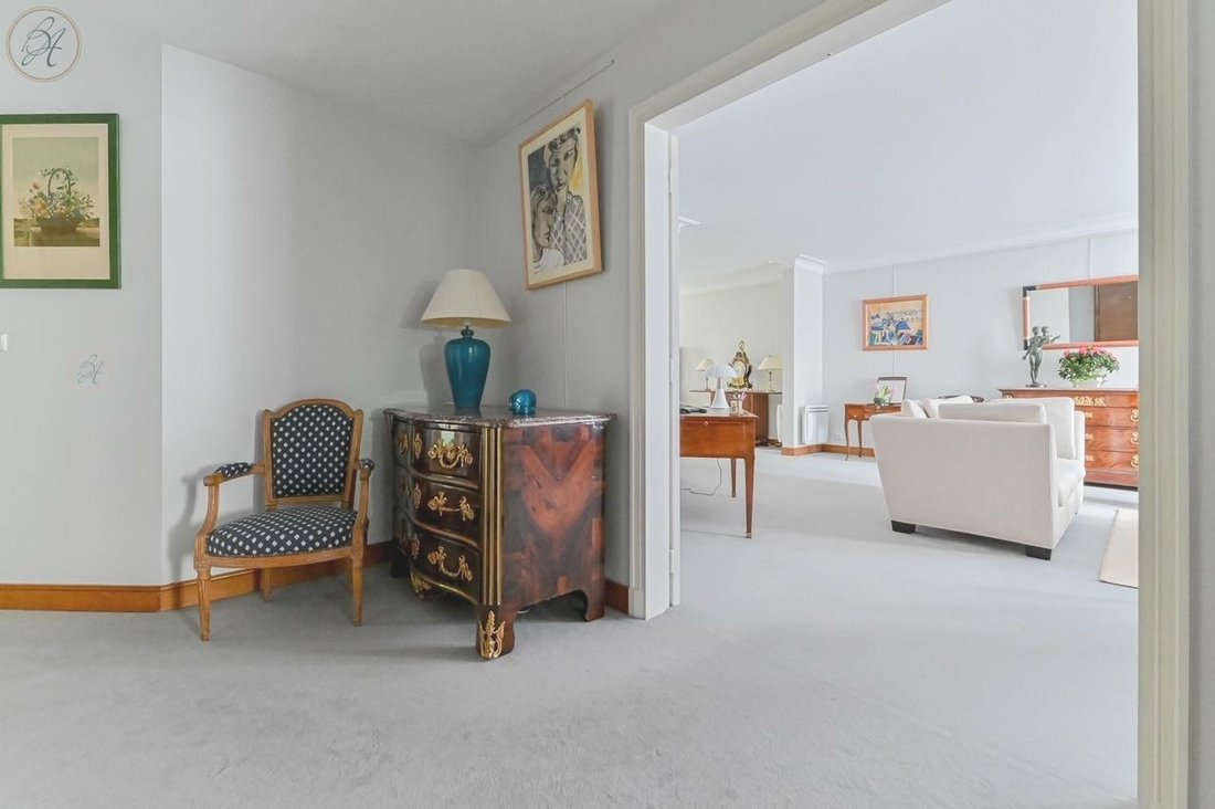 Apartment in Pereire-Malesherbes, Paris 17e Arrondissement, Paris 4 - 15910073