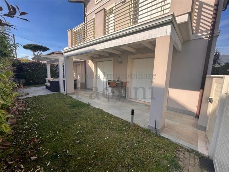 Villa in Cinquale, Montignoso, Tuscany 3 - 15907924