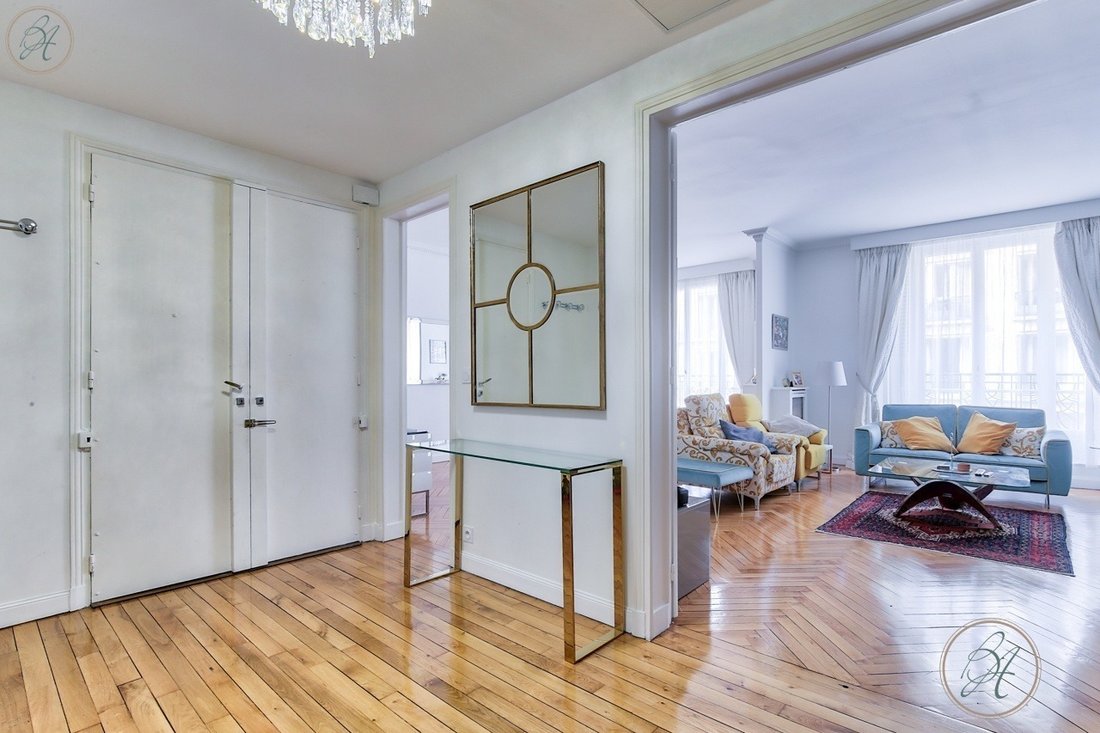 Apartment in Grange Aux Belles-Terrage, Paris 10e Arrondissement, Paris 1 - 15909721