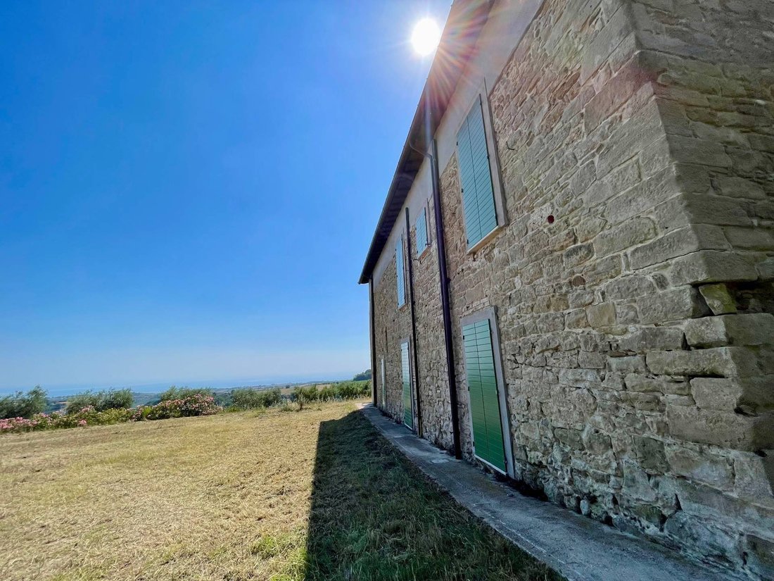 Country House in Ripatransone, Marche, Italy 4 - 15233586