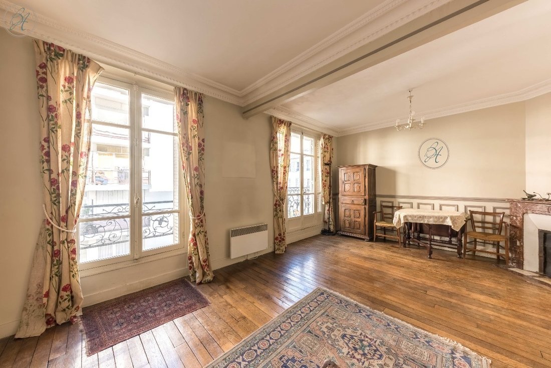 Apartment in Pereire-Malesherbes, Paris 17e Arrondissement, Paris 2 - 15909520