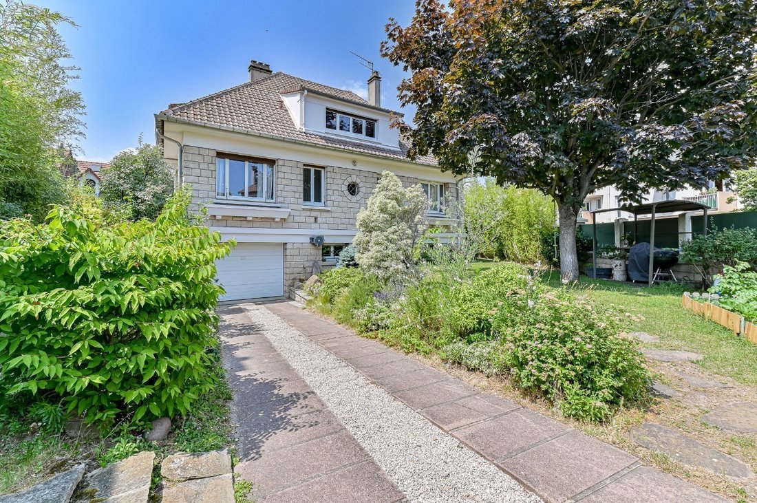 House in Plateau-Grèves-Europe-Gare du Stade-Fossés Jean, Colombes, France 1 - 15909986