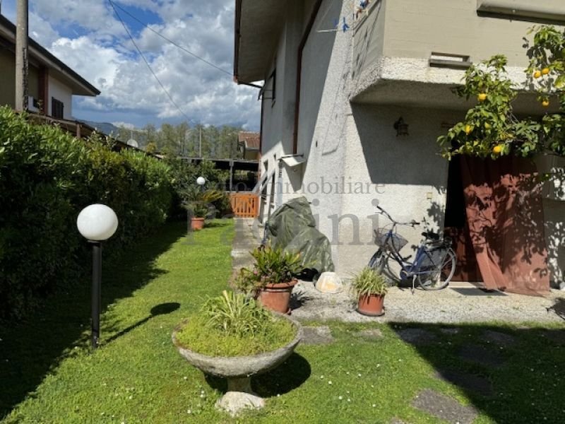 Villa in Center, Massa, Italy 2 - 15907602