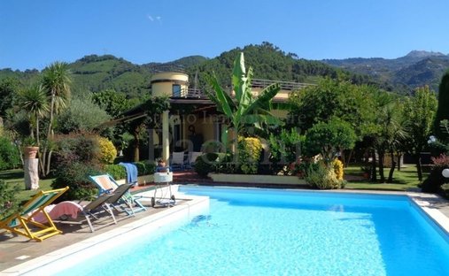 Villa in Cinquale, Montignoso, Toskana 1