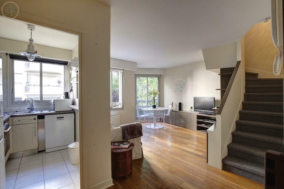 Apartment in La Plaine des Sablons, Neuilly-sur-Seine, France 1 - 15909370